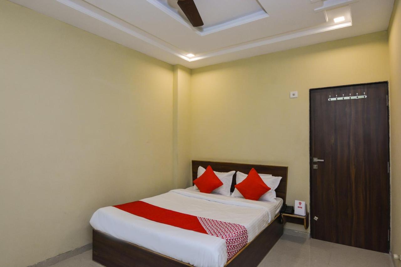 Sukrangu Palace Hotel Shirdi Exterior foto
